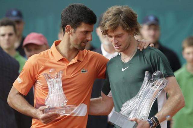 持非常乐观 持非常乐观